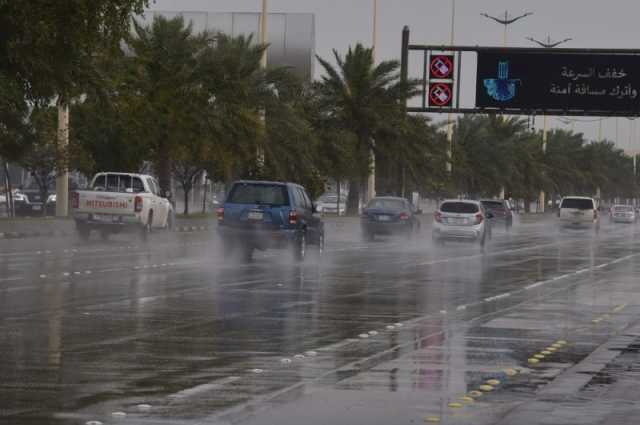 'الأرصاد': أمطار متوسطة على منطقة نجران