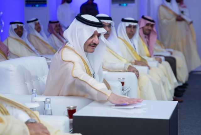 أمير الشرقية يدشن كلية طبية في الدمام