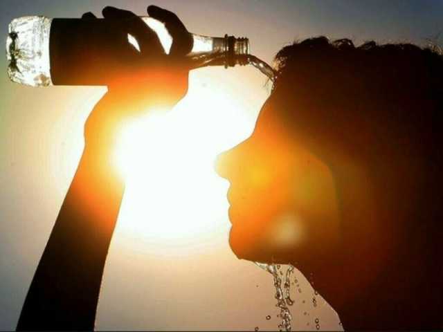 الأماكن والمواعيد.. موجة حارة وأتربة مثارة على أجزاء من الرياض
