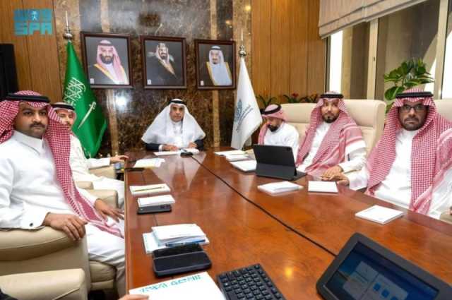 أمانة الشرقية تناقش الخطة الوطنية لمعالجة التشوهات البصرية