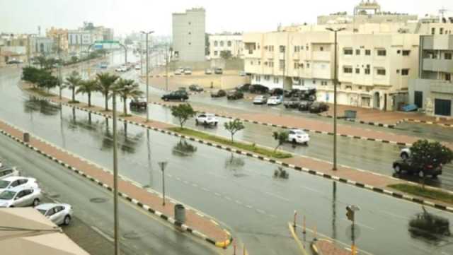 طقس السعودية اليوم.. رياح في ثلاث مناطق وأمطار خفيفة شمال المملكة