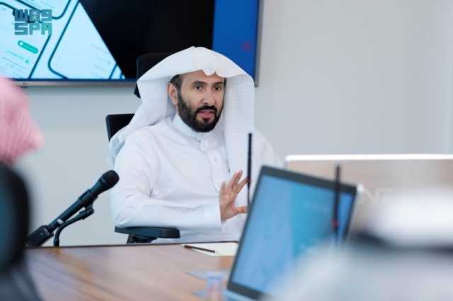 يضم 83 خدمة.. وزير العدل يوجّه بإطلاق النسخة المطورة من تطبيق ناجز