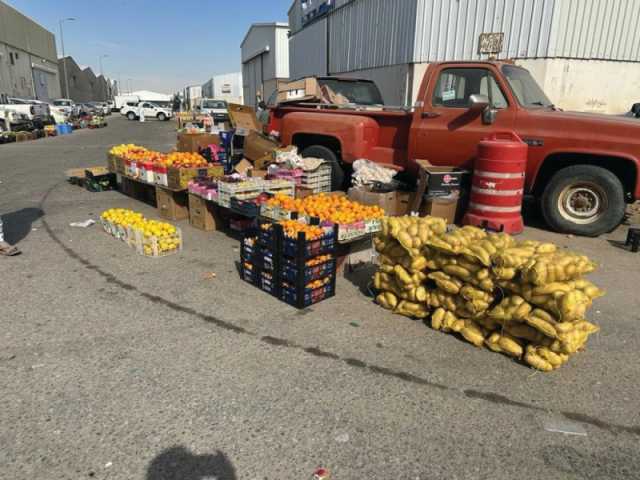 جولات ميدانية بجدة تسفر عن مصادرة وإتلاف 422 بسطة وعربة عشوائية