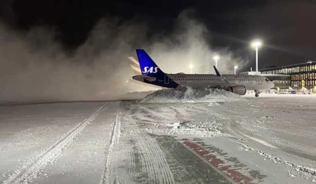 طقس عاصف وثلوج كثيفة تغلق مطار أوسلو مؤقتًا