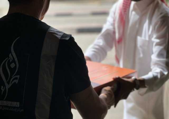 'فتاة الأحساء' توزع 700 سلة غذائية ضمن حملة 'أيام معدودات' الخيرية