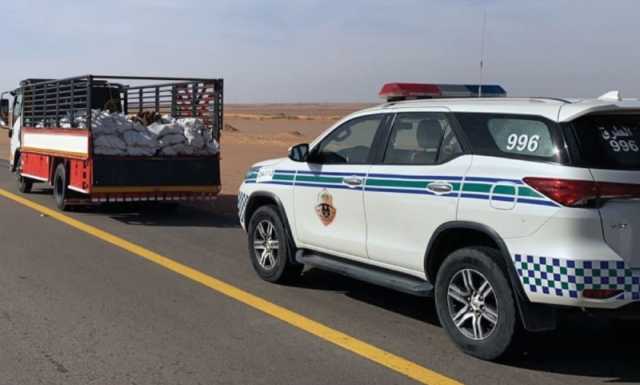 الجوف.. ضبط مخالف لنظام البيئة يحمل الحطب المحلي