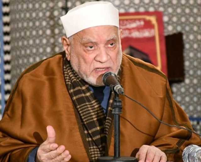 عالم أزهري مصري يكشف تفاصيل حالة أحمد عمر هاشم الصحية