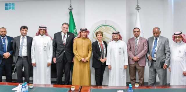مركز الملك سلمان يبحث مع 'الصحة العالمية' الشؤون الإغاثية