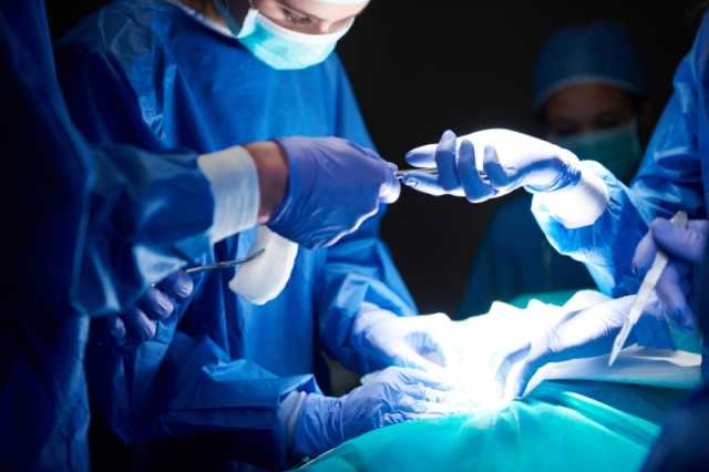 فريق طبي بالرياض ينقذ طفلة من إصابة خطير بالقلب