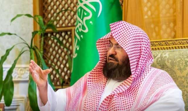 'السديس' يطالب باستحداث مسارات متنوعة تخدم اللغة العربية