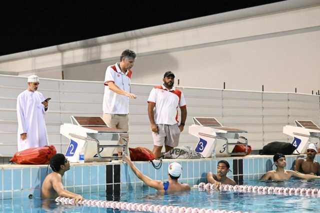 8 سباحين يخوضون 26 مسابقة