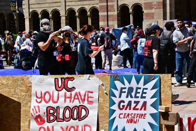 مواجهات عنيفة من الشرطة واعتقالات .. تصاعد احتجاجات المؤيدين للفلسطينيين في الجامعات الأمريكية