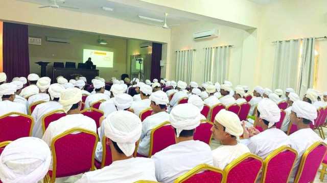 حلقة تدريبية تناقش الثقافة المالية لدى الناشئة