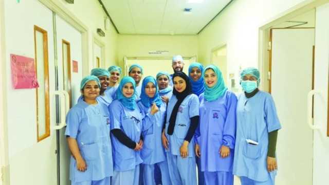 نجاح أول عملية منظار لإزالة العقدة اللمفاوية بالمستشفى السلطاني