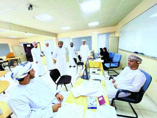 تعيين 180 معلما ومعلمة بشمال الباطنة