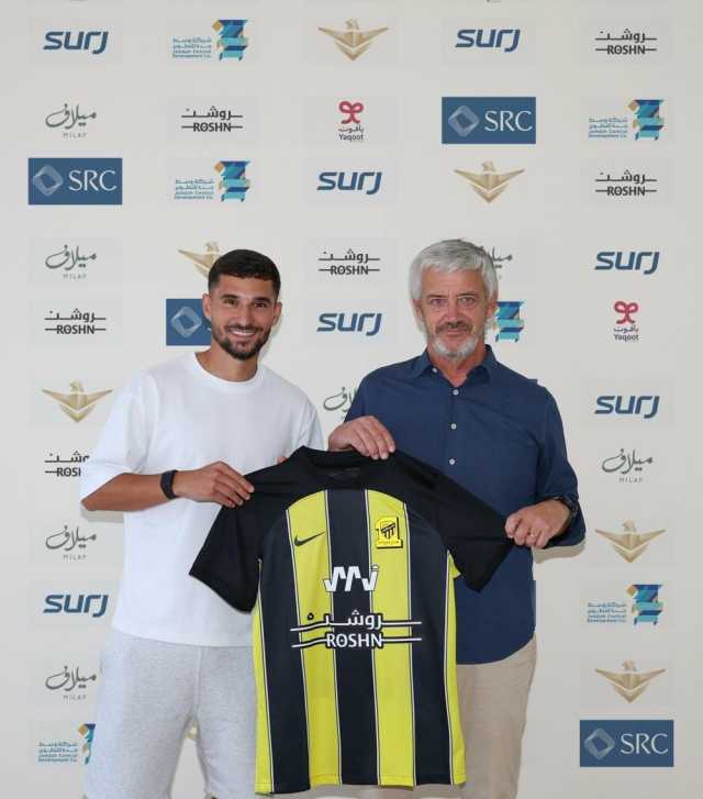 الاتحاد يتعاقد مع لاعب الوسط الجزائري عوار