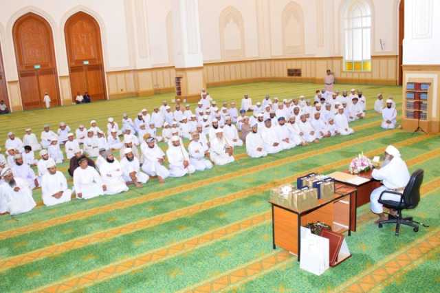 تخريج الدفعة 12 من مدرسة القرآن الكريم بجامع السلطان قابوس في صور