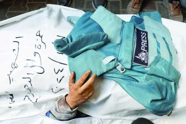 إسرائيل تقتل 77 صحفيا منذ بدء العدوان