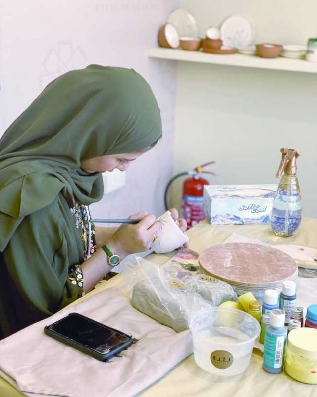 تليد.. رحلة فنية في صناعة الأواني والأدوات الفريدة المستدامة