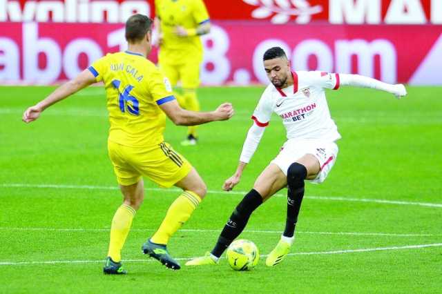 الهلال السعودي يبدي اهتمامه مجددا بيوسف النصيري