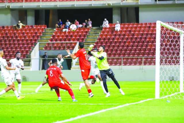 ظفار يكسب صلالة بالأربعة في دوري الأولى