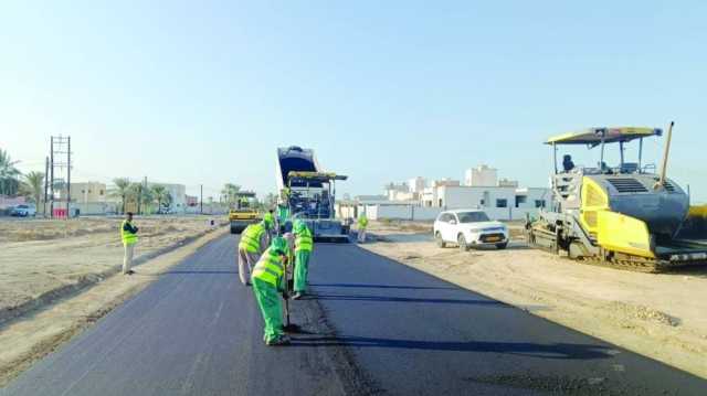 رصف 258 كيلومترًا من الطرق بولايات شمال الباطنة
