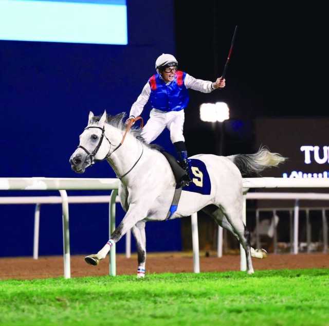 الحصان هيروس يسجل فوزًا تاريخيًا بتتويجه بأغلى سباق للخيل في العالم