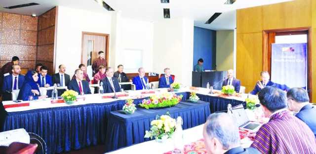 سلطنة عمان تستعرض آفاق التعاون مع بوتان في مشروع GMC