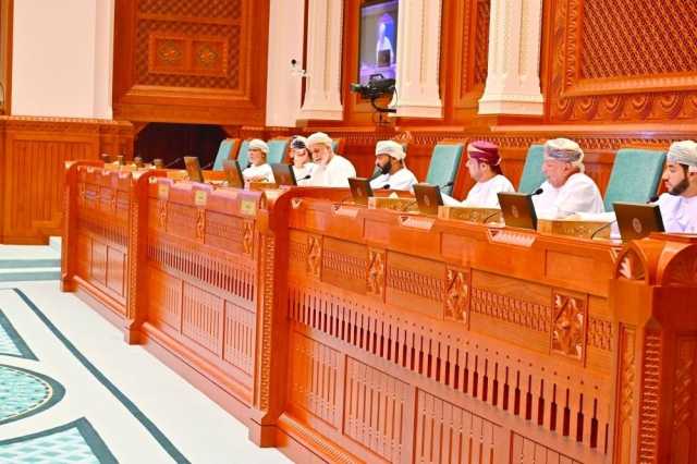 الدولة يناقش مشروعات قوانين مكافحة الاتجار بالبشر والتنظيم العقاري وتنظيم الاتصالات