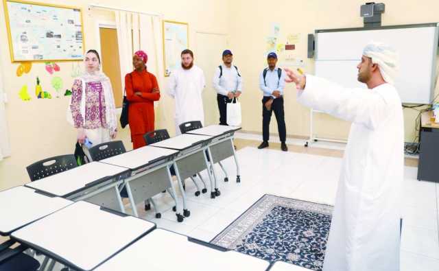 معهد تعليم اللغة العربية يستقبل دفعة جديدة من الدارسين