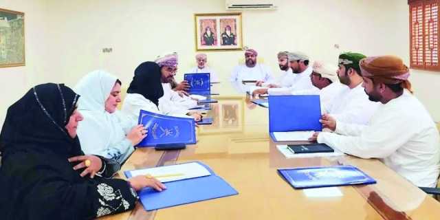 استعراض أبرز المشاريع الصحية في ولاية لوى