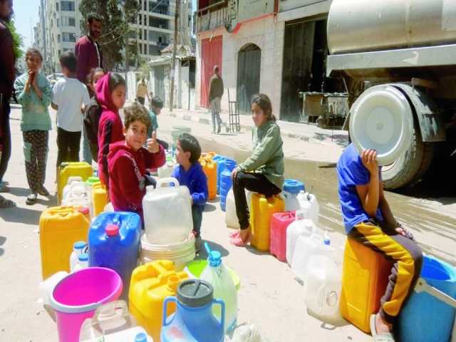 تقرير: العطش يحاصر غزة .. حين يُصبح الماءُ أمنيةً