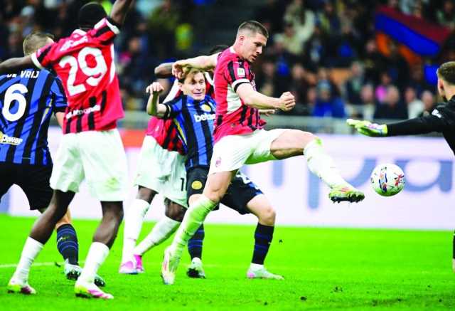 ميلان يكرّس عقدته للإنتر ويبلغ نهائي كأس إيطاليا