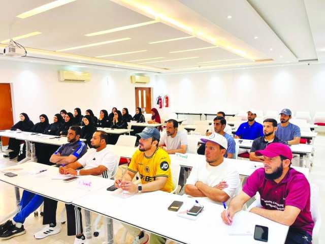 حلقة عمل لمعلمي الرياضة المدرسية بشمال الباطنة