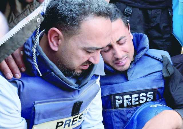 نتانياهو يهدد باجتياح غزة بكامل قواته