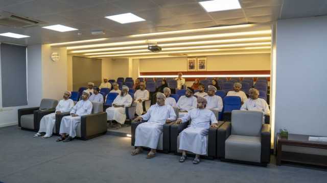دورة في الاتجاهات المعاصرة بالإدارة الرياضية