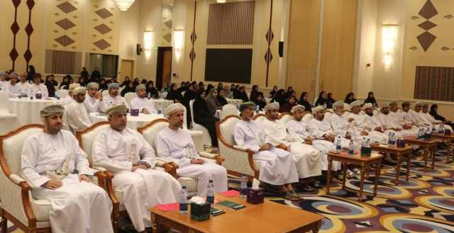 175 موظفًا يناقشون تجويد خدمات المراجعين في ملتقى بالداخلية