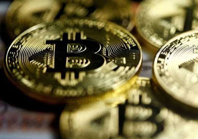 الأسواق تتقلب بين مخاوف الدين الأمريكي وصعود الملاذات الآمنة