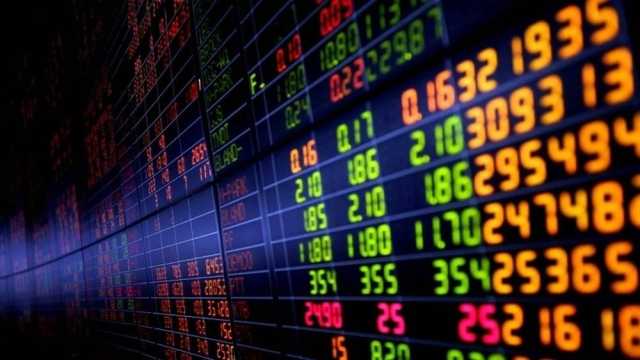 الأسواق العالمية تترقب بيانات التضخم وسط ضبابية الرسوم الجمركية الأمريكية