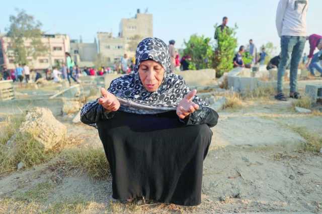إستشهاد 16 فلسطينيا في هجمات جيش الإحتلال على غزة .. ويصدر أوامر إخلاء لسكان الشمال