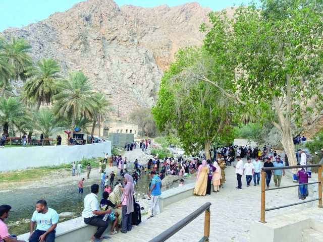 حركة نشطة للمواقع السياحيّة بمحافظة جنوب الباطنة