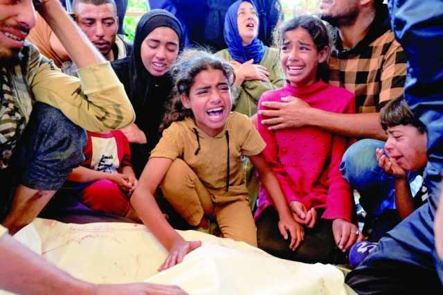 إسرائيل تأمر جيشها بمنع مادلين من بلوغ غزة.. وتواصل إعدام الجوعى عن نقاط توزيع المساعدات