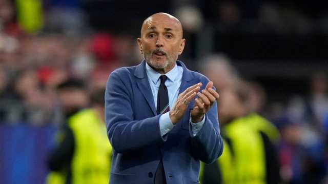إيطاليا ستقيل سباليتي لتفادي تبخر الحلم الأميركي