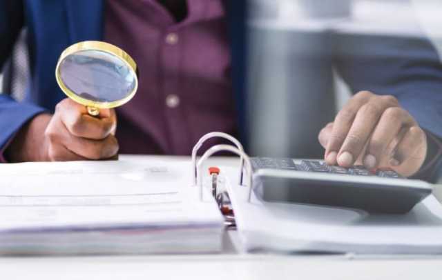 خبراء : التدقيق الداخلي أداة فعالة لإدارة المخاطر وتحسين الأداء المالي