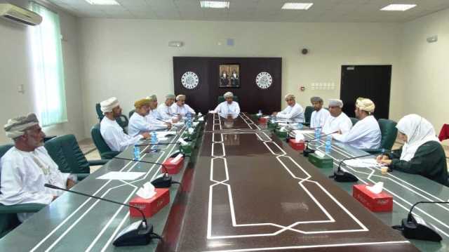 لجنة الصناعة والتعدين بغرفة الداخلية تستعرض خطة عملها