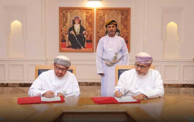 العمل توقع مذكرة تعاون لتمويل 923 فرصة تدريبية مقرونة بالتوظيف