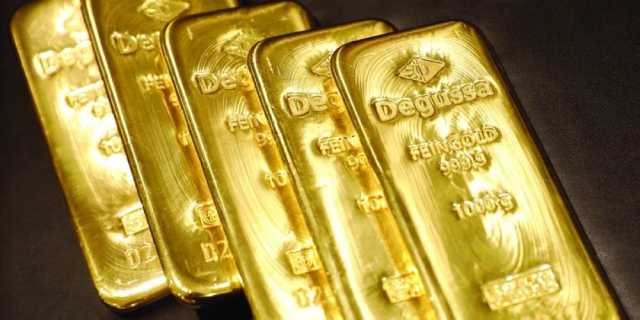 الذهب يبلغ أعلى مستوى في شهرين وصعود الدولار مع تصاعد توتر الشرق الأوسط