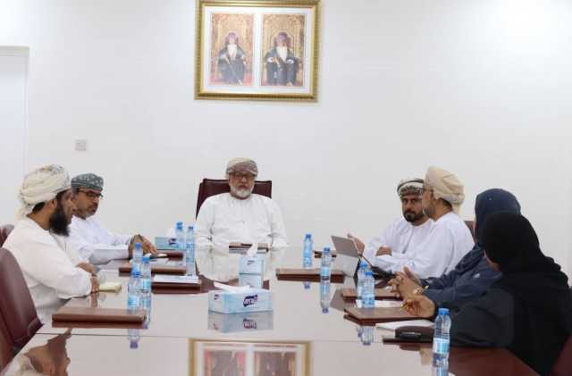 استعراض مراحل سير أعمال مدينة الرستاق الصحية
