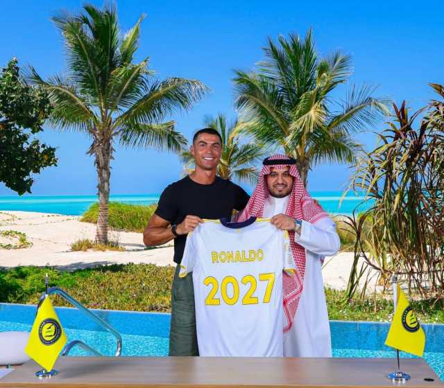 النصر السعودي يمدد عقد رونالدو حتى 2027