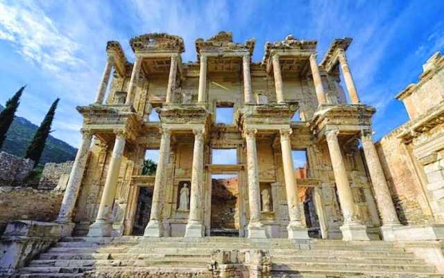 اكتشاف مكتبة عمرها 2000 عام بمدينة ستراتونيكيا بتركيا